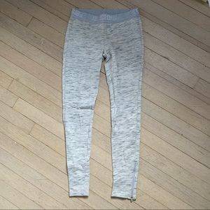 Abercrombie & Fitch Gray Leggings. XS.